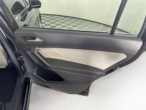 Used 2019 Volkswagen Tiguan SEL Premium AWD/4WD image 30