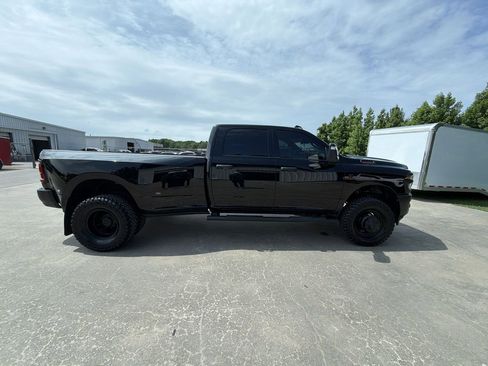 Used 2026 RAM 3500 Tradesman AWD/4WD image 9
