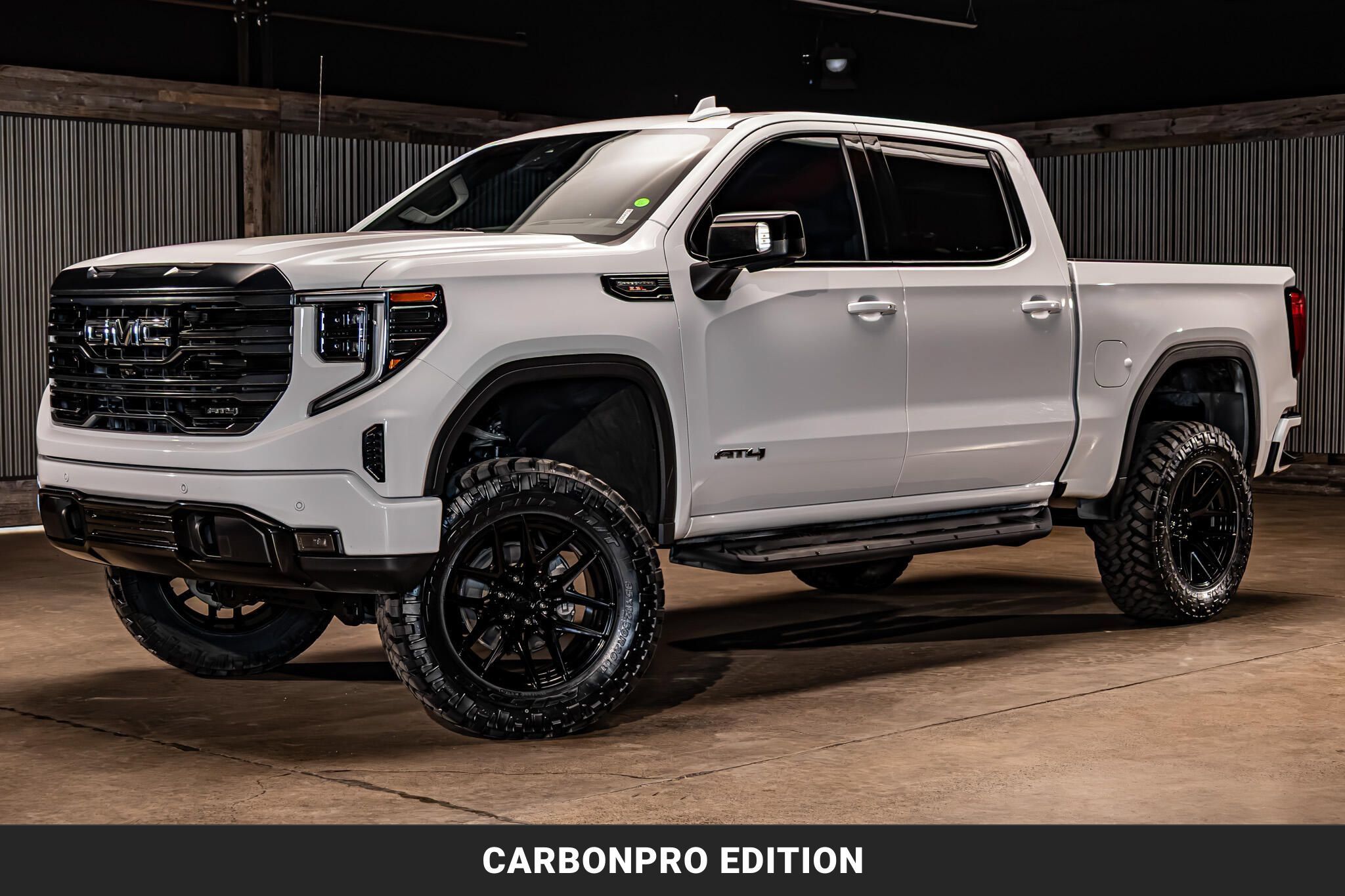 Used 2023 GMC Sierra 1500 AT4 w/ AT4 Premium Package AWD/4WD image 5