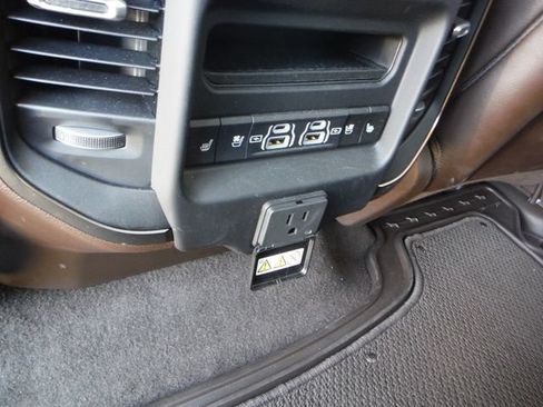 Used 2025 RAM 1500 Limited w/ Bed Utility Group AWD/4WD image 68