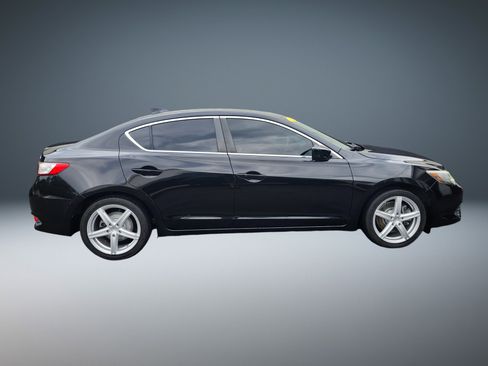 Used 2016 Acura ILX FWD image 2