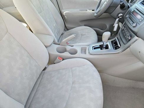 Used 2013 Nissan Sentra FWD image 13