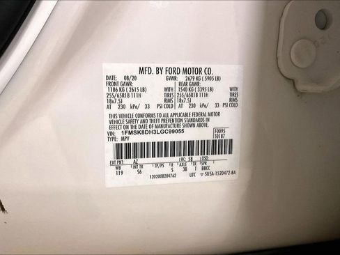 Certified 2020 Ford Explorer XLT w/ Equipment Group 202A AWD/4WD image 31