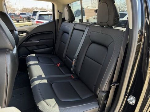 Used 2022 GMC Canyon AT4 image 30