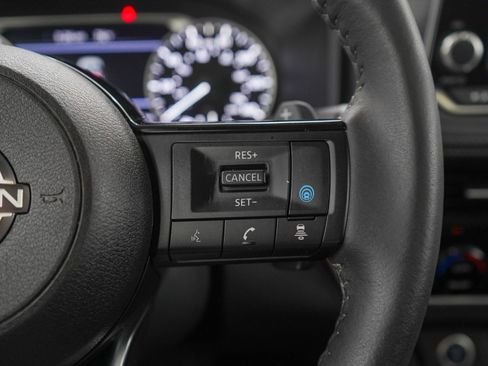 Used 2023 Nissan Rogue SV w/ SV Premium B Package AWD/4WD image 28