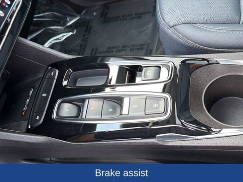 Used 2023 Chevrolet Bolt EUV Premier w/ Sun & Sound Package FWD image 24