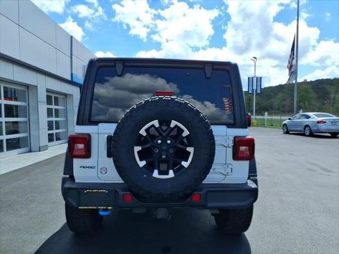 Used 2024 Jeep Wrangler Unlimited Rubicon 4xe AWD/4WD image 6