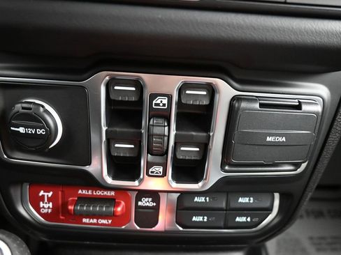 New 2026 Jeep Gladiator Mojave image 24