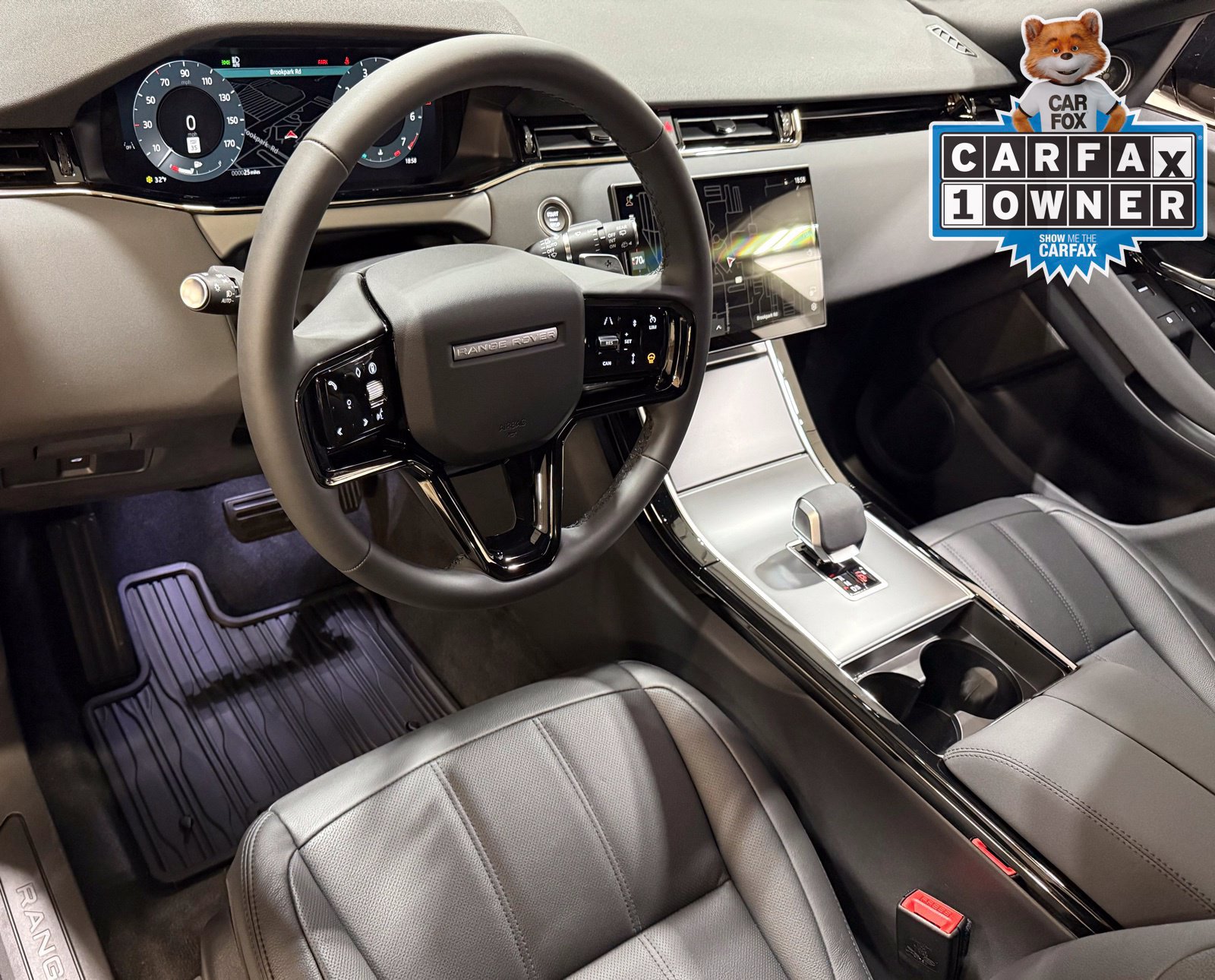 New 2026 Land Rover Range Rover Evoque Dynamic SE AWD/4WD image 13