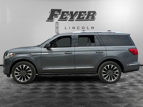 Used 2021 Lincoln Navigator Reserve w/ Luxury Package AWD/4WD image 2