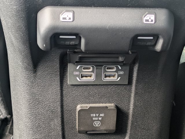 Used 2024 Jeep Wrangler Unlimited Sahara AWD/4WD image 14