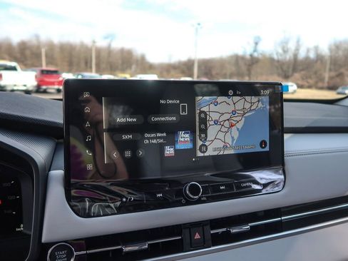 New 2026 Mitsubishi Outlander SEL image 38