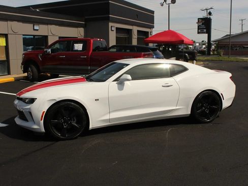 Used 2017 Chevrolet Camaro LT RWD image 2