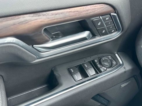 New 2026 GMC Sierra 3500 SLT w/ SLT Convenience Package image 33