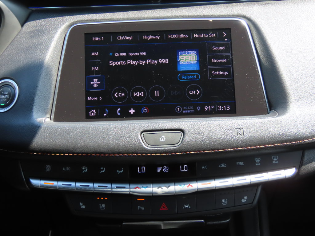Used 2021 Cadillac XT4 Sport AWD/4WD image 39
