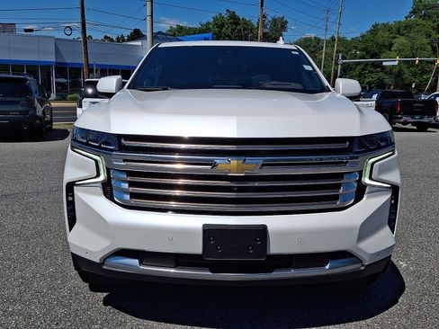 Certified 2023 Chevrolet Tahoe High Country w/ Advanced Technology Package AWD/4WD image 2
