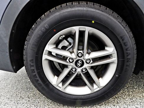 Used 2017 Hyundai Santa Fe Sport w/ 2.4L Tech Package 04 image 22