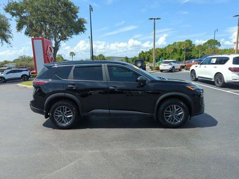 Certified 2025 Nissan Rogue S FWD image 3