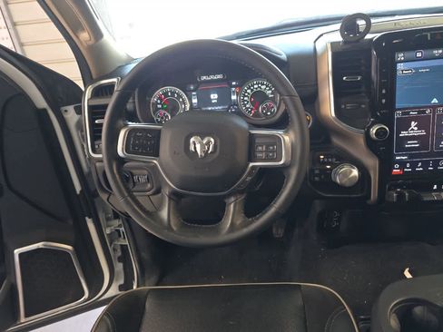 Used 2022 RAM 2500 Laramie AWD/4WD image 16