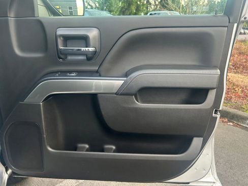 Used 2019 Chevrolet Silverado 1500 LT image 25