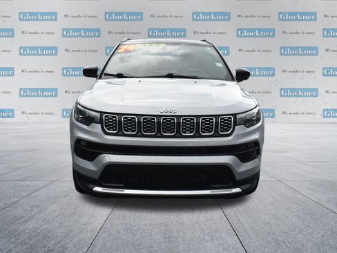 Used 2024 Jeep Compass Limited w/ Elite Group AWD/4WD image 2