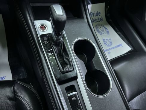 Used 2019 Nissan Altima 2.5 SL FWD image 24