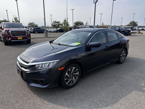 Used 2017 Honda Civic EX image 3