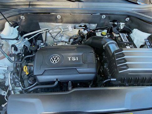 Used 2023 Volkswagen Atlas Cross Sport SE image 34