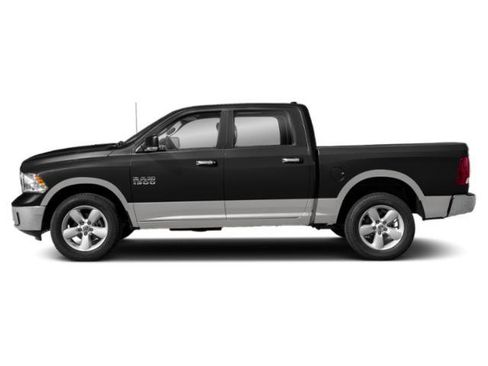 Used 2018 RAM 1500 Big Horn AWD/4WD image 3