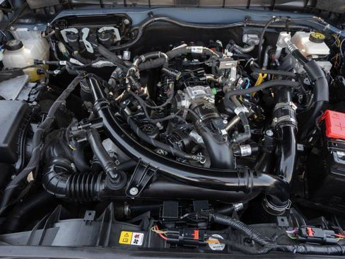 Used 2024 Ford Bronco Outer Banks AWD/4WD image 55