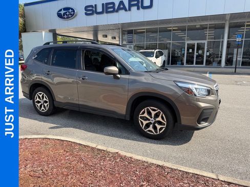 Used 2020 Subaru Forester Premium AWD/4WD image 1