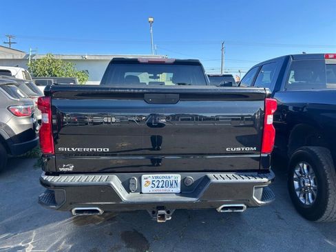 Used 2019 Chevrolet Silverado 1500 Custom Trail Boss w/ Custom Convenience Package AWD/4WD image 5