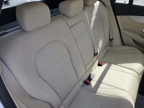Used 2022 Mercedes-Benz GLC 300 4MATIC image 26