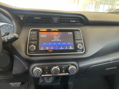 Certified 2025 Nissan Kicks Play S image 15