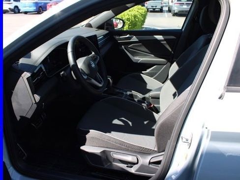 Used 2025 Volkswagen Jetta Sport FWD image 13