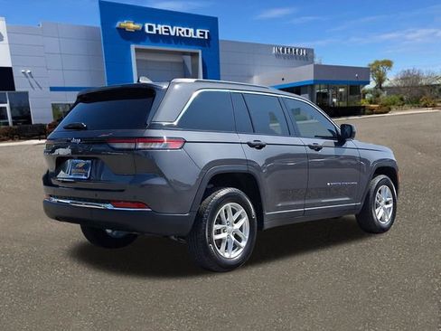 Used 2025 Jeep Grand Cherokee Laredo X w/ Luxury Tech Group I AWD/4WD image 26
