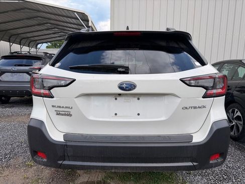 Certified 2025 Subaru Outback Premium AWD/4WD image 13