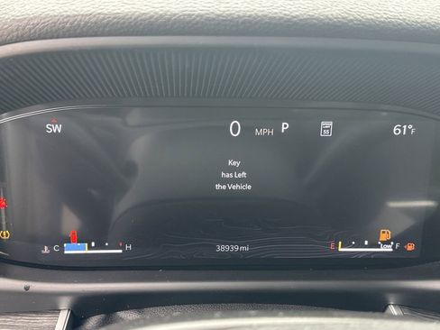 Used 2024 Jeep Wagoneer Series III w/ Premium Group I image 29