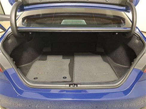 Used 2024 Toyota Camry LE image 10