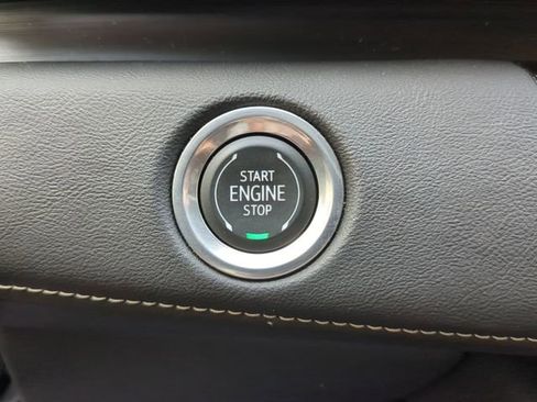 Used 2023 Cadillac Escalade Sport AWD/4WD image 34