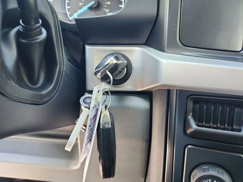 New 2025 Ford F250 XL w/ 360-Degree Camera Package image 20