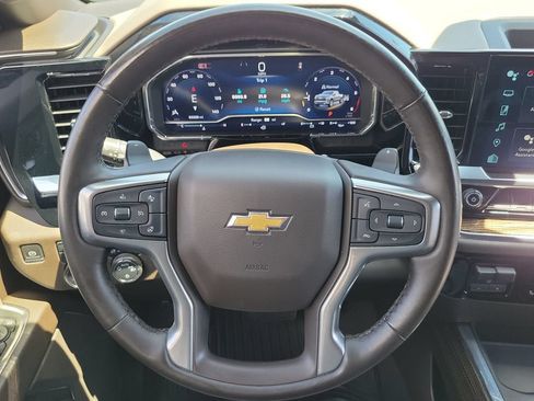 Used 2024 Chevrolet Silverado 1500 LT w/ Convenience Package II AWD/4WD image 23