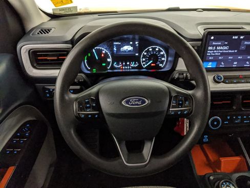 Used 2022 Ford Maverick XLT FWD image 14