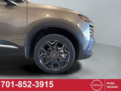 New 2026 Nissan Kicks SR w/ Cold Weather Package image 20