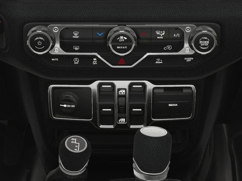 New 2025 Jeep Gladiator Sport image 24