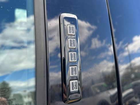 Used 2020 Ford F150 XLT w/ Equipment Group 302A Luxury AWD/4WD image 32