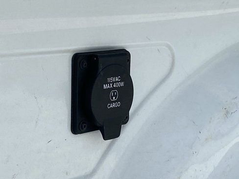 Used 2024 RAM 2500 Laramie AWD/4WD image 7