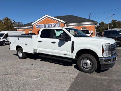 New 2025 Ford F350 XL w/ XL Chrome Package image 1