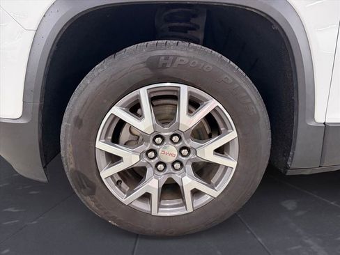 Used 2020 GMC Acadia SLT image 10