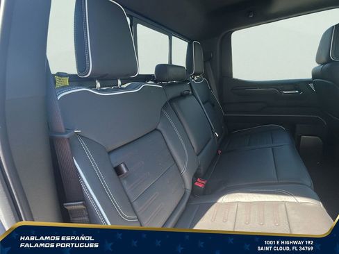 New 2026 GMC Sierra 1500 AT4X AWD/4WD image 33
